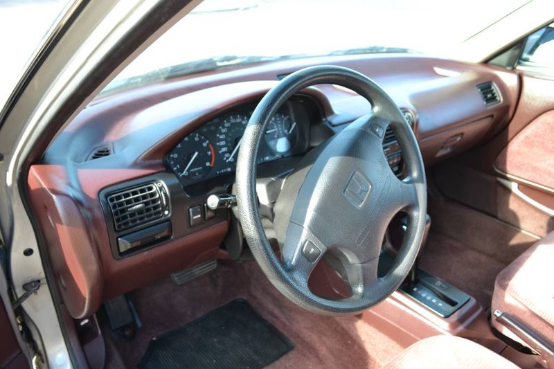 Illustration for article titled At $2,000, Could You Reach an Accord With the Seller of This 1993 Honda Accord LX Wagon?